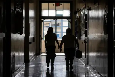 Opinion: California schools can stop truancy without arresting parents