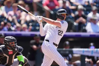 Mickey Moniak breaks out as Rockies rally to beat White Sox