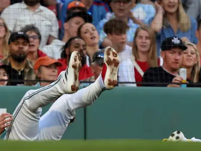 José Berríos, Blue Jays bullpen keep Red Sox bats silent in 9-0 win series-opening win