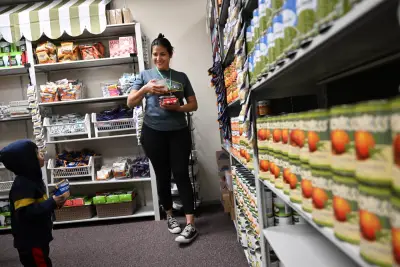 Denver schools foundation restarts pandemic-era food fund to help feed families during SNAP delays