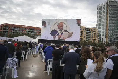 Pope Leo wraps up his visit to Lebanon with prayers at the site of Beirut's port blast