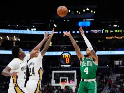 Anfernee Simons, Celtics catch fire late, blow out Pelicans for first win: 8 takeaways