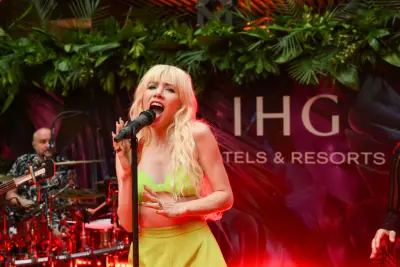 Horoscopes Nov. 21, 2025: Carly Rae Jepsen, focus on completion and new beginnings