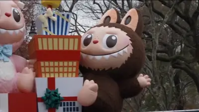 Macy’s Thanksgiving Day Parade brings Pac-Man and Labubu to Manhattan