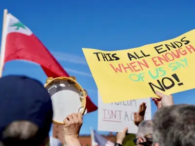 Here are the best signs from the ‘No Kings’ rally in Boston