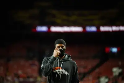 Broncos star CB Pat Surtain II makes return vs. Commanders after three-game absence