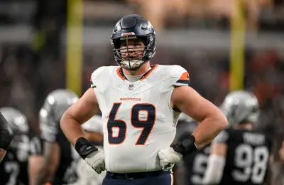 Broncos injury report: Mike McGlinchey (shoulder) questionable vs. Packers