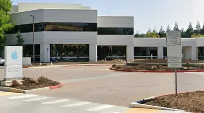 Apple buys big office hub in Cupertino in deal that tops $160 million