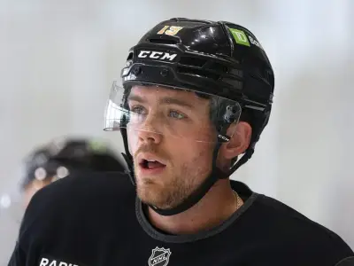 Bruins reach contract agreements with three of their own players ahead of NHL free agency