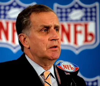 Former NFL commissioner Paul Tagliabue, who oversaw financial growth, dies at 84