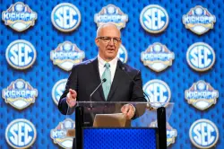 Mailbag: The SEC and Big Ten breakaway (bluff?), CFP committee distrust, Pac-12 media rights, Memphis and UNLV and loads more