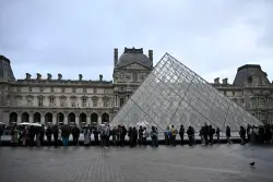 Looted Louvre treasures may never be found, experts say