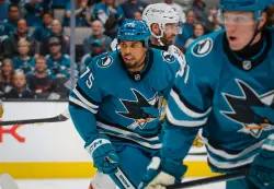 Ryan Reaves fights Matt Rempe as Sharks’ game vs. Rangers begins with a bang