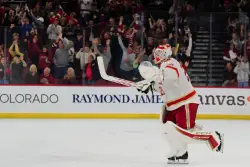 Quentin Miller has huge shoes to fill as DU’s No. 1 goalie, but the freshman looks up to the task