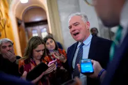 Senate approves bill to end record government shutdown