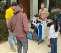 Foothill College show makes for fascinating physics