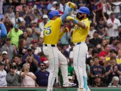 Red Sox snap longest losing streak of the season in blowout fashion