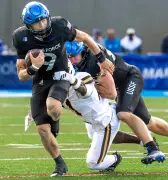 Liam Szarka’s rushing, Air Force’s 2 interceptions snap 5-game losing streak in win over Wyoming