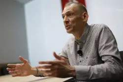 Emaciated after 5 years in prison, Belarusian dissident Tsikhanouski vows to fight on