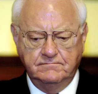 Former Gov. George Ryan dies
